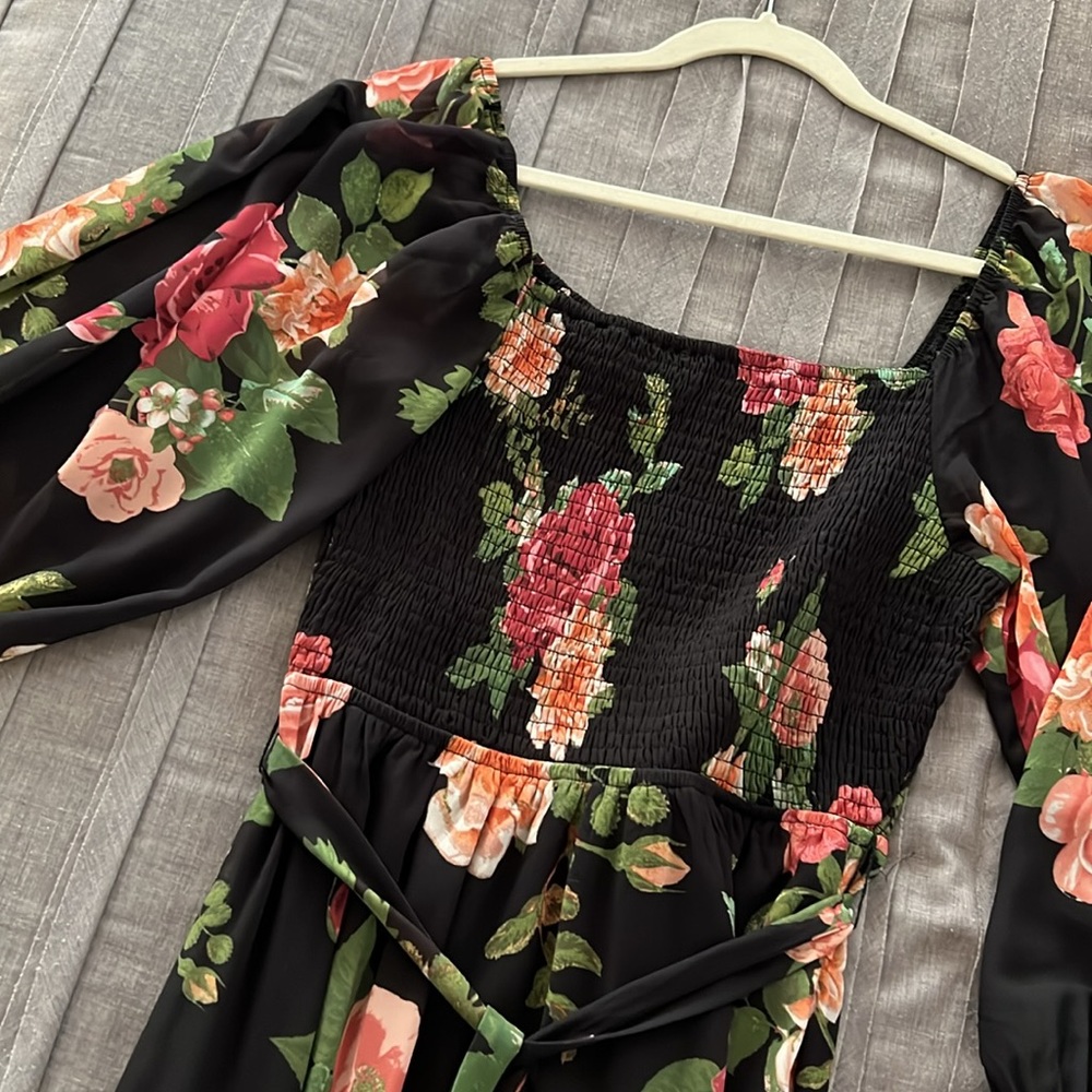 OneLovedBabe Doreen Women’s Smocked Floral Dress - Picture 6 of 6